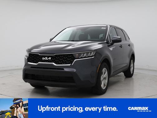 Gray 2022 Kia Sorento LX