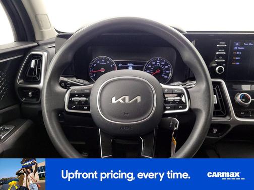 Gray 2022 Kia Sorento LX