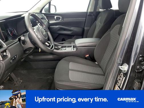 Gray 2022 Kia Sorento LX