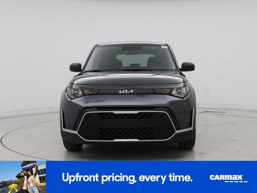 Gray 2024 Kia Soul LX