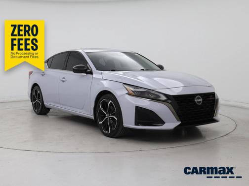 Gray 2023 Nissan Altima SR