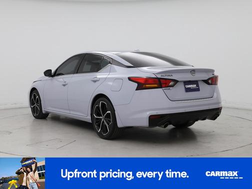 Gray 2023 Nissan Altima SR