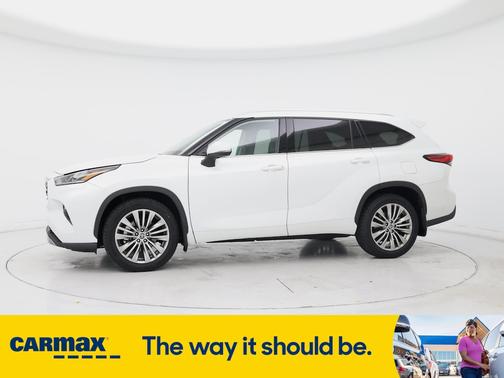 2022 Toyota Highlander Platinum