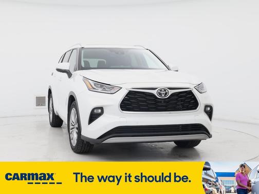 2022 Toyota Highlander Platinum