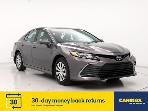 Photo 1 of 26 of 2022 Toyota Camry Hybrid LE