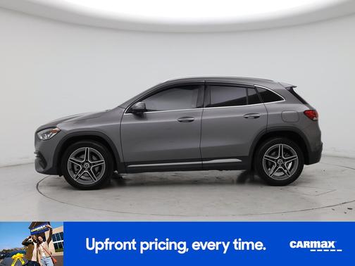 Gray 2022 Mercedes-Benz GLA 250