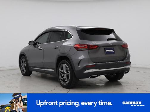 Gray 2022 Mercedes-Benz GLA 250