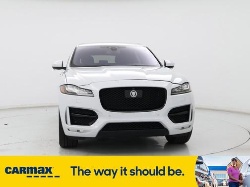 2017 Jaguar F-PACE R-Sport