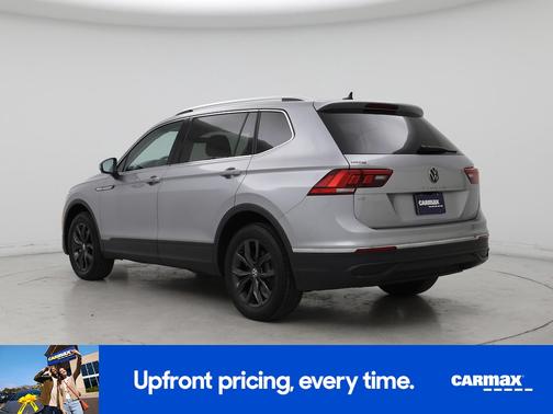 Silver 2024 Volkswagen Tiguan SE
