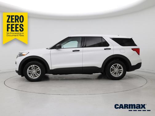 White 2022 Ford Explorer
