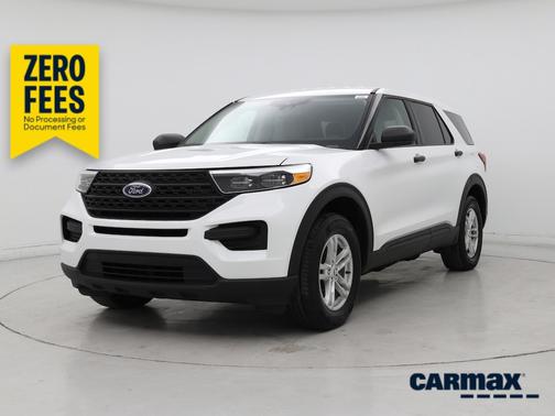 White 2022 Ford Explorer