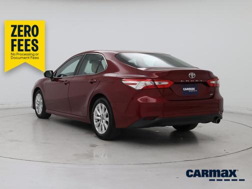 Red 2018 Toyota Camry LE