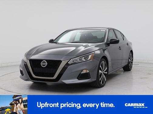 2022 Nissan Altima SR