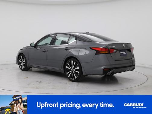 2022 Nissan Altima SR