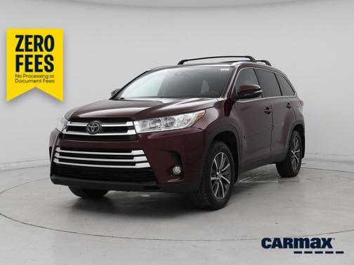 Burgundy 2019 Toyota Highlander XLE