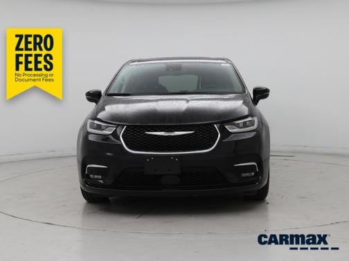 Black 2024 Chrysler Pacifica Limited