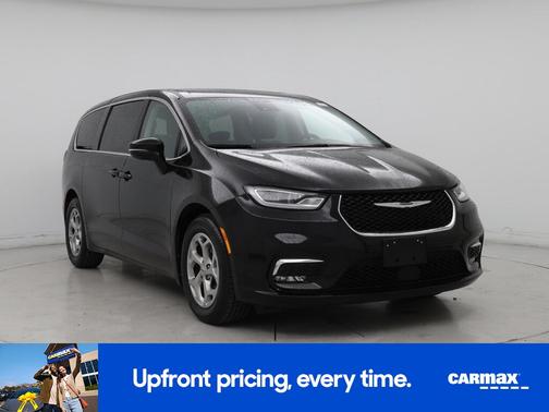 Black 2024 Chrysler Pacifica Limited