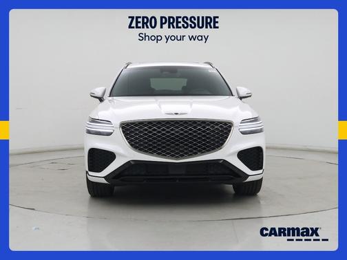 White 2023 Genesis GV70