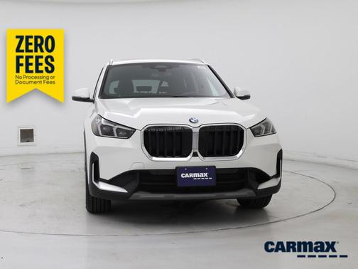 White 2023 BMW X1 XDrive28i