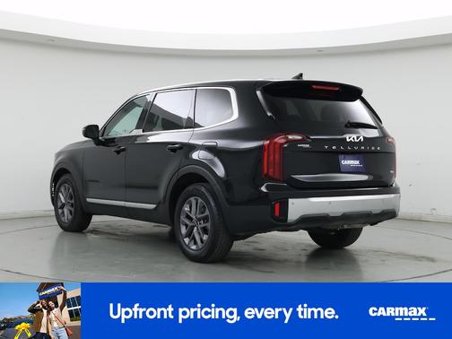 Black 2024 Kia Telluride LX