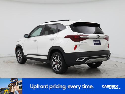 White 2021 Kia Seltos SX