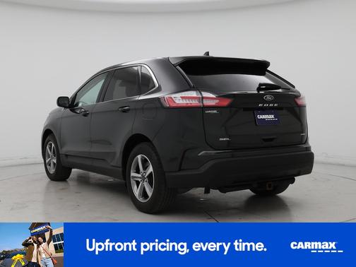 Black 2023 Ford Edge SEL