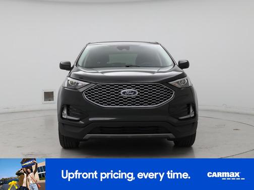 Black 2023 Ford Edge SEL