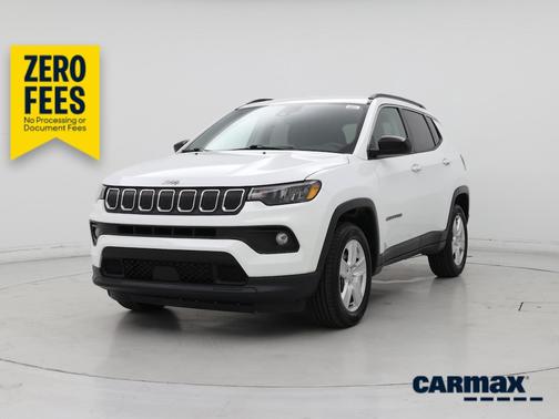 White 2022 Jeep Compass Latitude