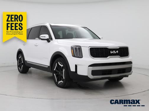 White 2024 Kia Telluride EX
