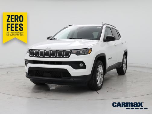 White 2022 Jeep Compass Latitude Lux