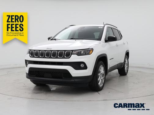 White 2022 Jeep Compass Latitude Lux