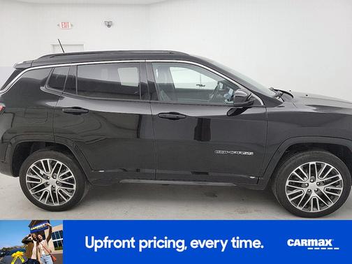 Black 2023 Jeep Compass Limited