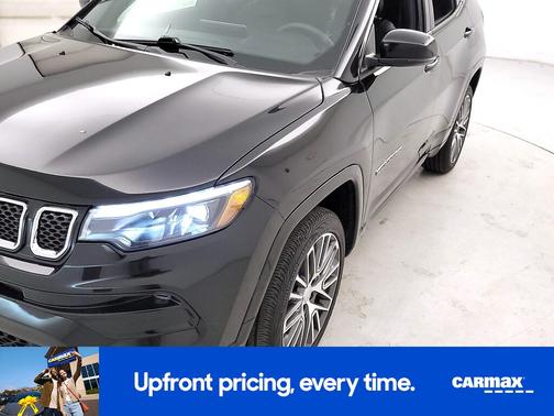 Black 2023 Jeep Compass Limited