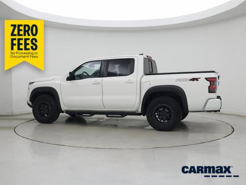 White 2022 Nissan Frontier PRO-4X