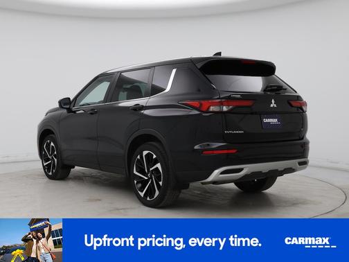 2023 Mitsubishi Outlander SE