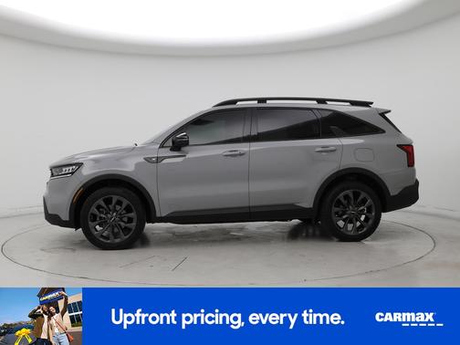Gray 2022 Kia Sorento X-Line EX