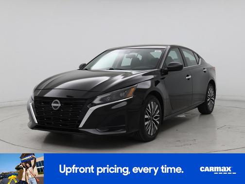 Black 2024 Nissan Altima SV
