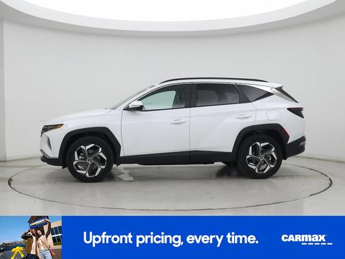 White 2022 Hyundai TUCSON SEL