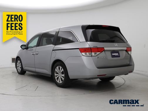 Silver 2016 Honda Odyssey SE