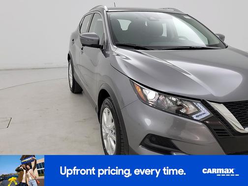 2022 Nissan Rogue Sport SV