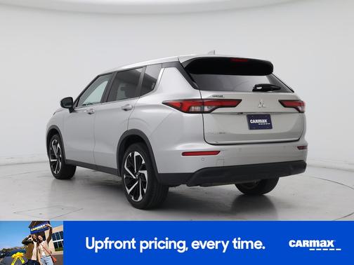 2022 Mitsubishi Outlander ES