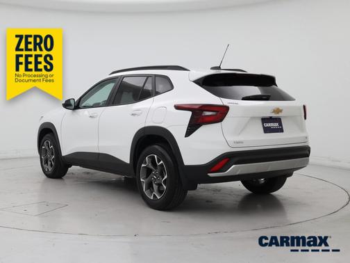 White 2025 Chevrolet Trax LT