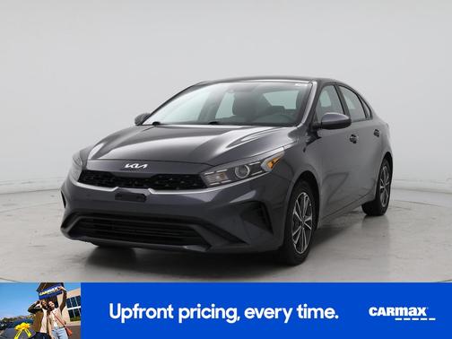 Gray 2024 Kia Forte LXS