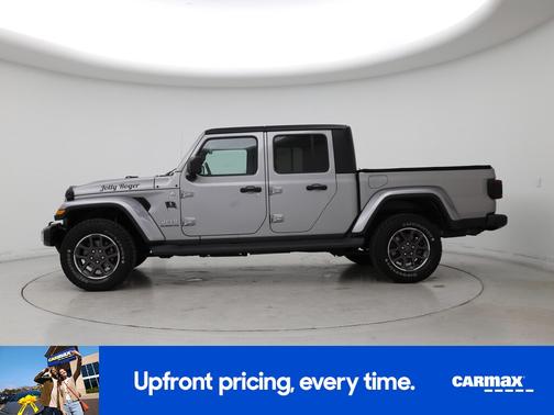 Silver 2020 Jeep Gladiator Overland