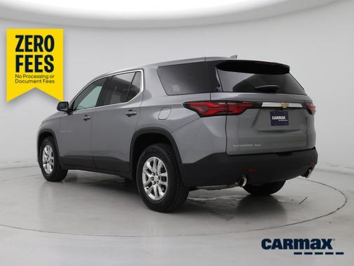 Gray 2023 Chevrolet Traverse LS