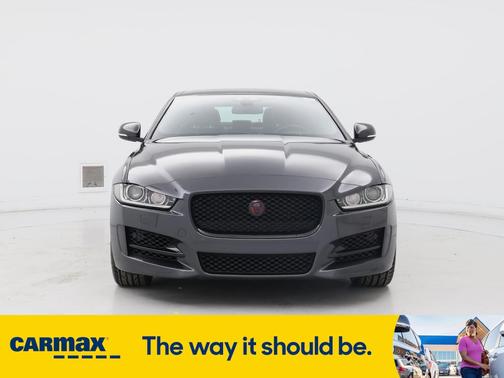 2017 Jaguar XE R-Sport