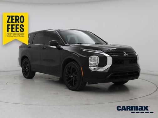 Black 2022 Mitsubishi Outlander Black Edition