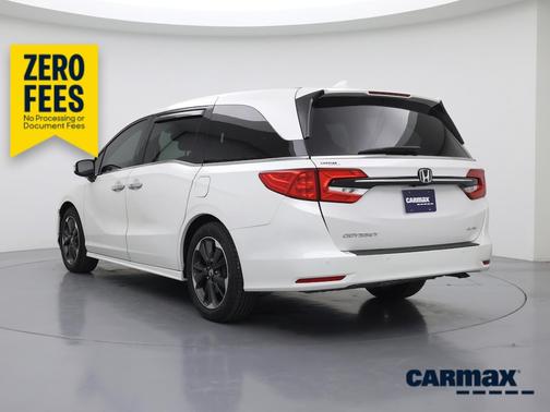 White 2023 Honda Odyssey Elite