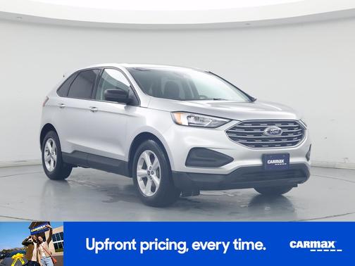 Silver 2019 Ford Edge SE