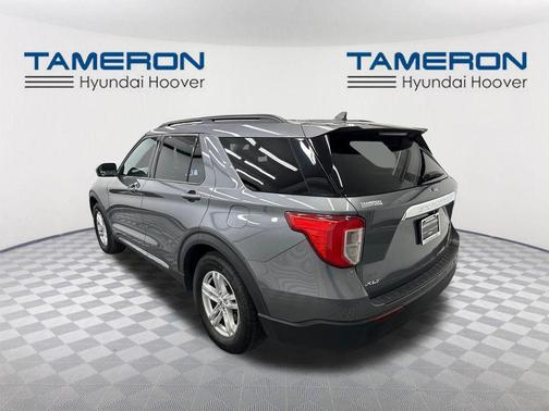 CARBONIZED GRAY METALLIC 2022 Ford Explorer XLT